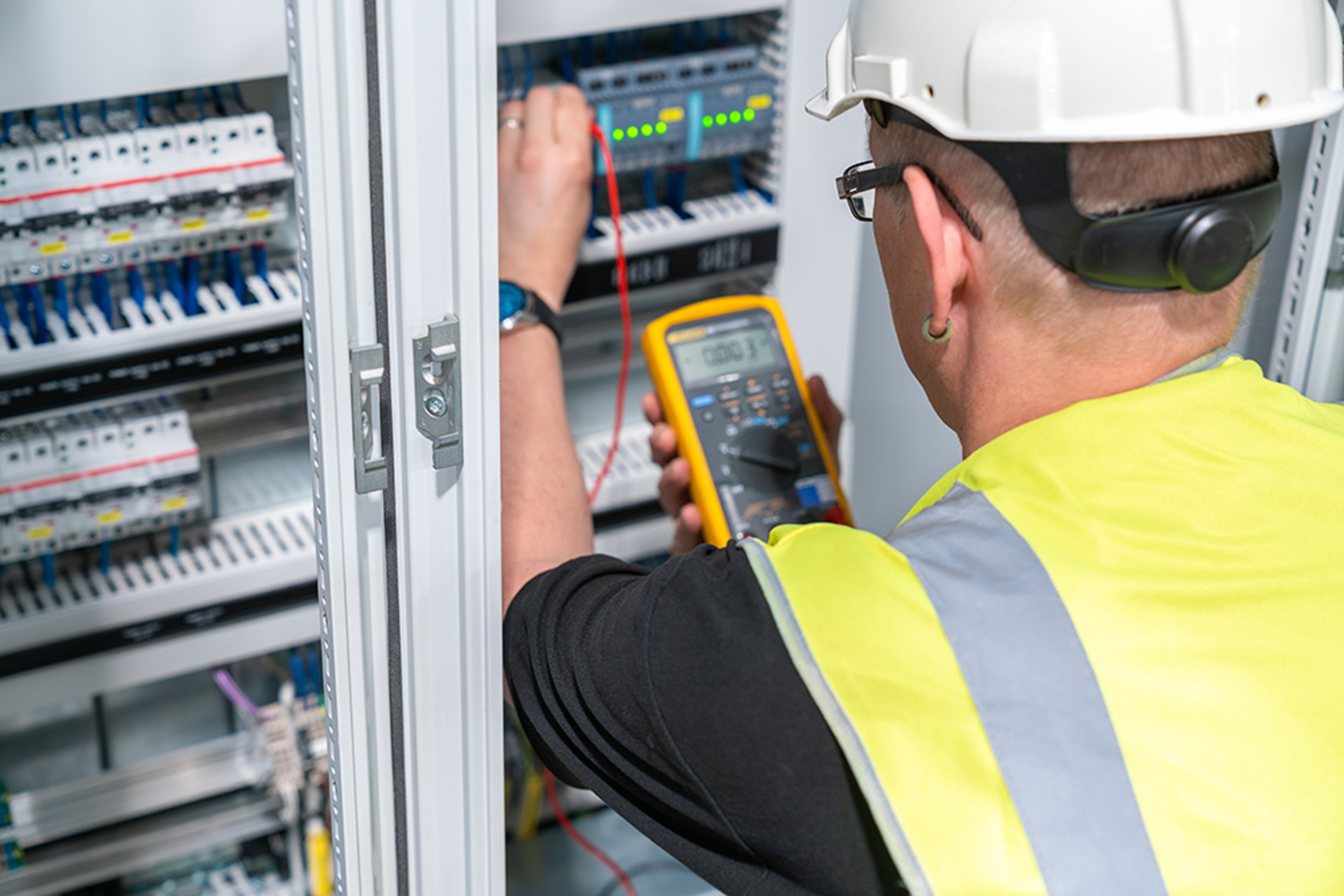 Elektroanlagen-Kontrolle bei Elektro Moschcau Anlagenbau GmbH in Mühlhausen