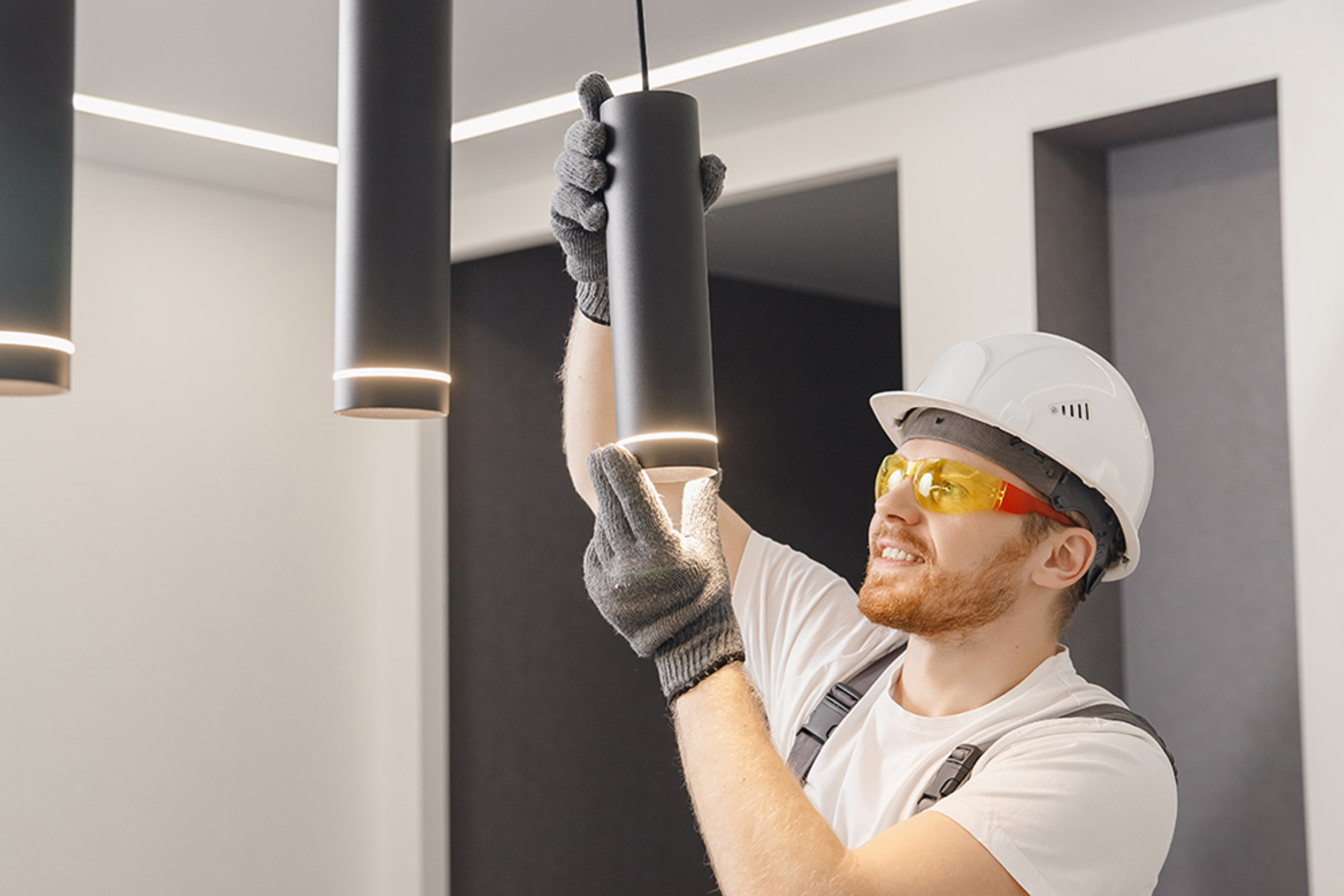 Innen&shy;beleuchtung bei Elektro Moschcau Anlagenbau GmbH in Mühlhausen